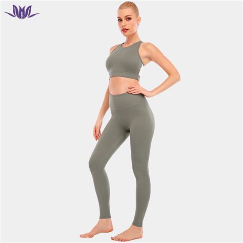 Wholesale Nude Slim Sportswear Suit For Women Suppliers Nude Slim