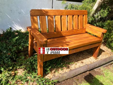 Garden Bench – DIY Project | MyOutdoorPlans