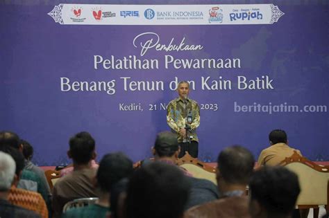 Bi Dan Pemkot Kediri Beri Pelatihan Perajin Tenun Dan Batik