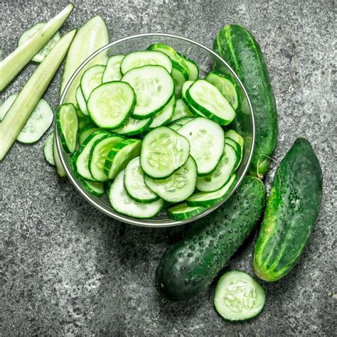 10 Different Types of Cucumbers - Insanely Good