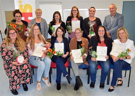 Kreisvolkshochschule Northeim Bei der KVHS Zehn Frauen für