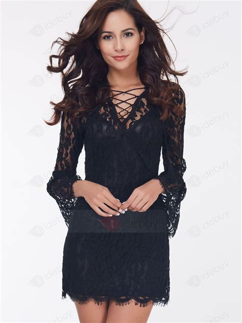 Robe Courte Sexy En Dentelle Noir Manches Longues