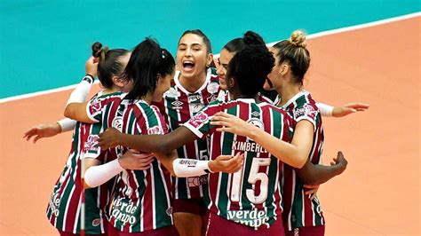 De virada Fluminense vence pela Superliga feminina de vôlei