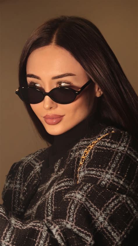 Джамиля | life & beauty influencer (@djelya) • Instagram photos and videos