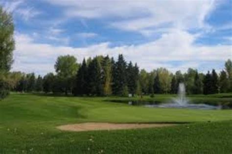 Book Online at Earl Grey Golf Club - Calgary, - Golf Course | CHRONOGOLF