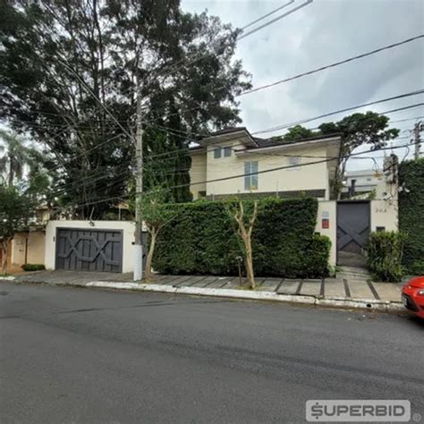 Casa na Rua Doutor Rui Tavares Monteiro 204 Jardim Leonor em São