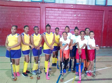 Mucurapo Girls Rc Win Indoor Hockey Tourney