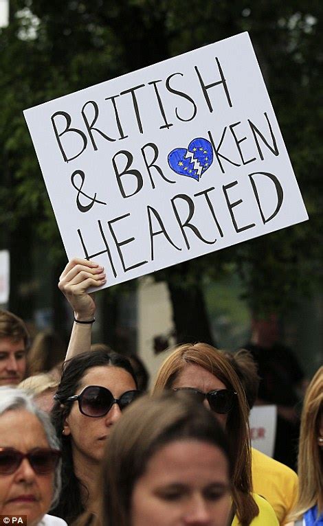 Brexit Protests See Thousands Take To The Streets Of London Wearing Eu Flags Daily Mail Online