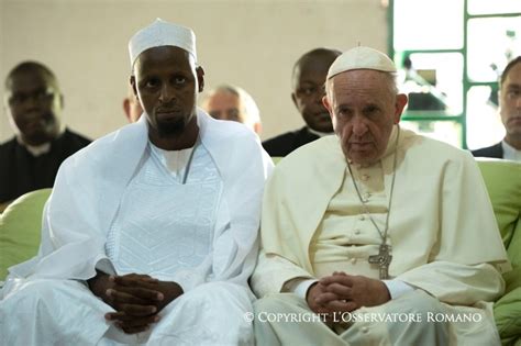 Viaje apostólico Encuentro con la comunidad musulmana Actividades