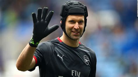 Petr Cech signs for English ice hockey team - CNN