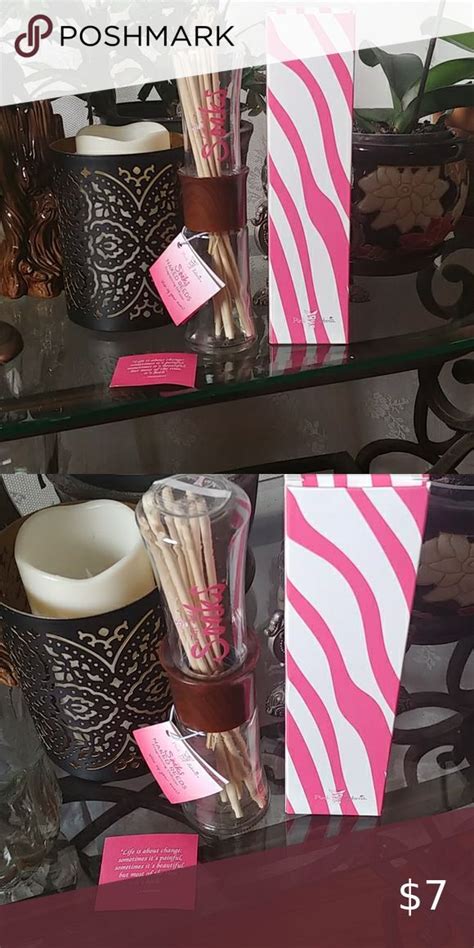 Pz Soaks Naked Reeds Firm