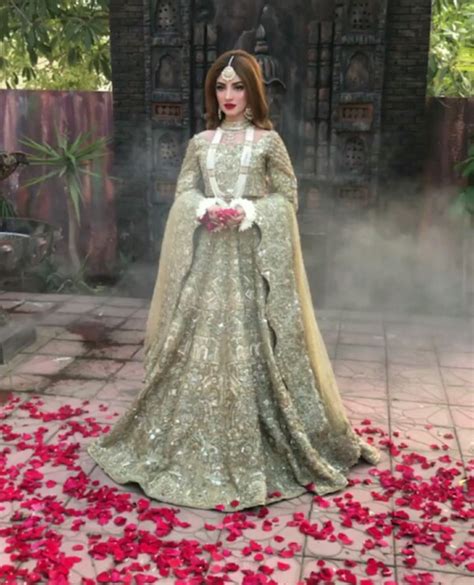 Kinza Hashmis Latest Bridal Shoot Pictures Reviewitpk