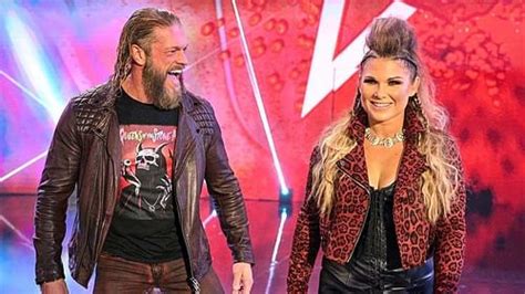 Beth Phoenix Edges Wife Wwe Superstar