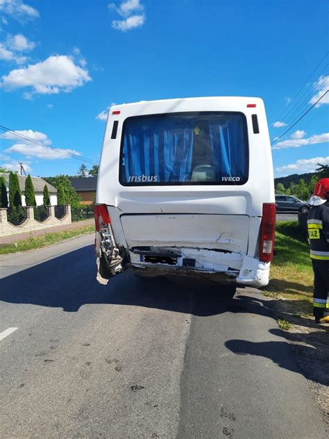 Zderzenie Busa Kursowego Z Samochodem Dostawczym W Michniowie Tsk