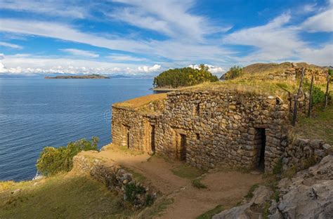 Ruines De Chinkana Sur Isla Del Sol Dans Le Lac Titicaca Bolivie Image