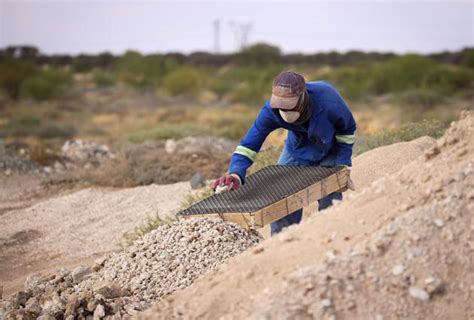 Photos In Kimberley The Worlds Diamond Capital Illicit Mining Fight