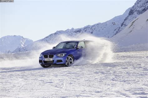 Video BMW 120d XDrive F20 Mit M Sportpaket Als Wintersport Helfer