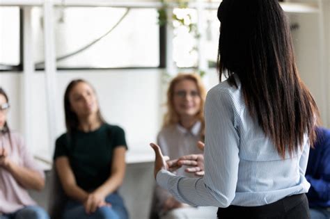 Rouen Cette Association Organise Des Groupes De Parole Pour Les