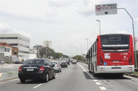 Faixas Exclusivas De ônibus Tem Seu Primeiro Recuo