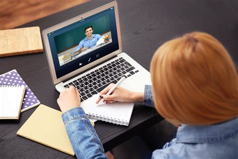 Why Online Teaching Platforms Offer More Enriching Learning Experience