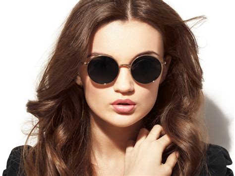 Как выбирать солнцезащитные очки в оптике
