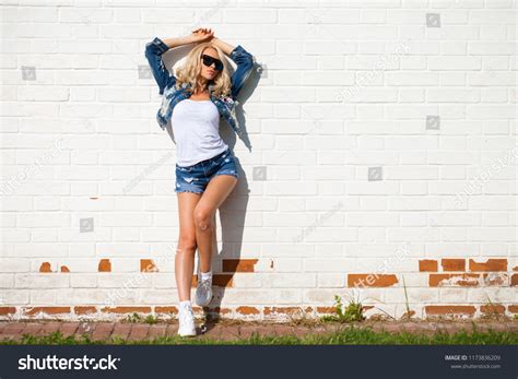 Beautiful Sexy Blonde Woman Dressed Denim Stock Photo 1173836209 Shutterstock