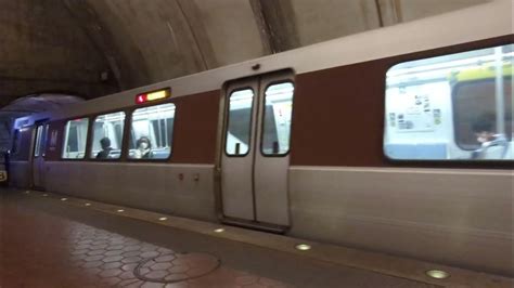 Wmata 6000 Series Train Leaving Bethesda Station Youtube