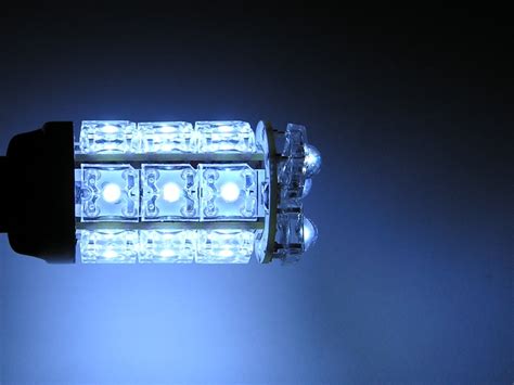 Yellow White Flux Led Bulbs V Watt Matronics