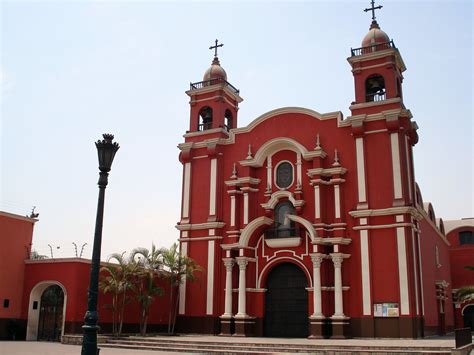 Basilica Santa Rosa De Lima