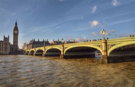 Westminster Bridge : London Remembers, Aiming to capture all memorials ...