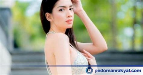 Potret Angel Karamoy Pakai Dress Belahan Dada Rendah Bikin Netizen