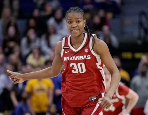 South Carolina Women S Basketball Recruit Maryam Dauda From Arkansas