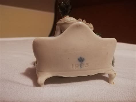 Figurka porcelanowa Dama w kwiatach Wrocław Psie Pole OLX pl