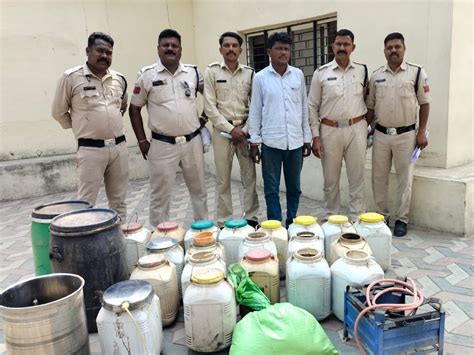 Now Shahpur Police Raids Illegal Liquor Dens One Accused Arrested Mahua Lahan Liquor Worth Rs