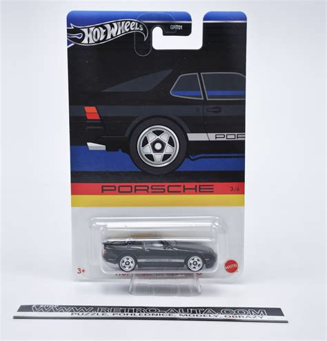 KOVOVÉ a RESIN MODELY Porsche Turbo Porsche Celebration Hot Wheels Retro