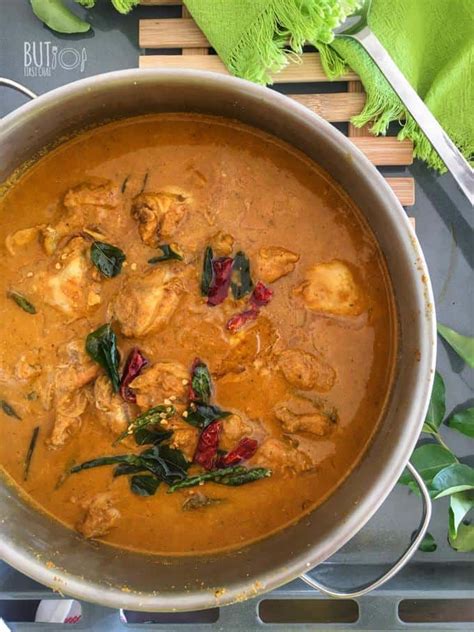 Varutharacha Malabar Chicken Curry Chicken Curry With Roasted Coconut Sauce