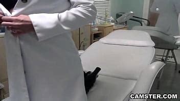 Blonde Doctor Plays With Her Vibrator At Work XNXX
