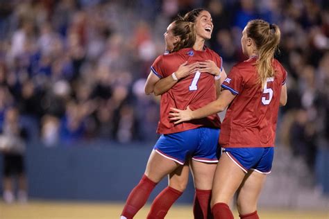 Women's soccer scores, live updates as 2025 NCAA tournament first round