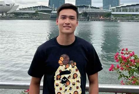 Nhan sắc tân đội trưởng U23 Việt Nam chuẩn hot boy sân cỏ Sao thể thao Việt Giải Trí