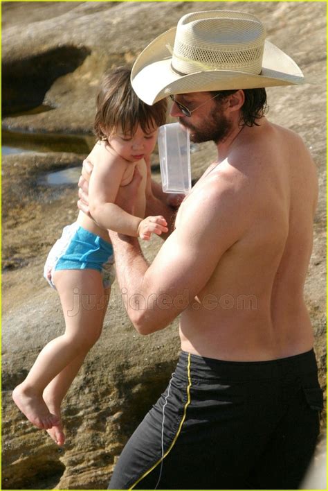 Hugh Jackman Soaks In The Sydney Sun Photo 109151 Ava Jackman