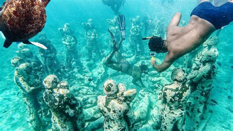 Gili T Island Bali Gili T Turtles Gili Trawangan Underwater Statue