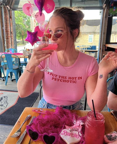 I Put The HOT In PSYCHOTIC Pink Y K Style Baby Tee Graphic Shirt Crop Top Going Out Top Sassy