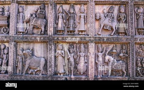 Ancient Sculptures on the Sanka Shyamji Temple, Rajgarh, Madhya Pradesh, India Stock Photo - Alamy