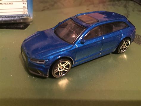 MIS COCHES DE ESCALA DE AUDI RS AVANT HOT WHEELS