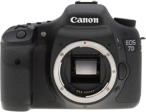 Зеркальный фотоаппарат Canon 7D_body - купить по низкой цене в интернет ...