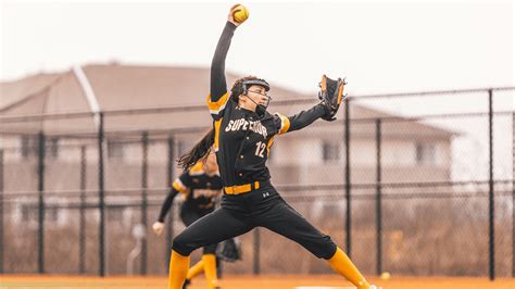 Softball Sweeps Crown On Senior Day The Promethean