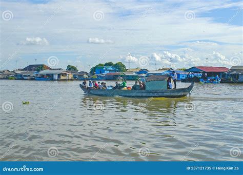 Makong River At Kampong Chhnang Province Of Cambodia Editorial Photo