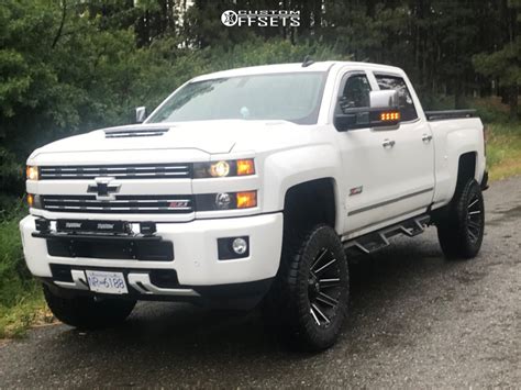 2019 Chevrolet Silverado 3500 Hd Fuel Contra Bds Suspension Suspension Lift 45 Custom Offsets