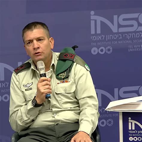 Pol Mica El Conductor Mauricio Clark Quien Dijo Que Dej De Ser Gay Y Se Refugi En Dios