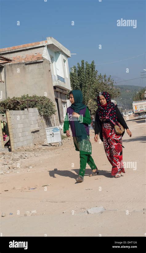 Afghan village women hi-res stock photography and images - Alamy